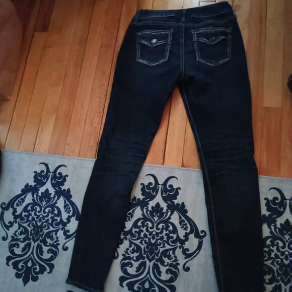 Silver Dark Wash Elyse Skinny Jeans 29" inseam - Picture 2 of 2